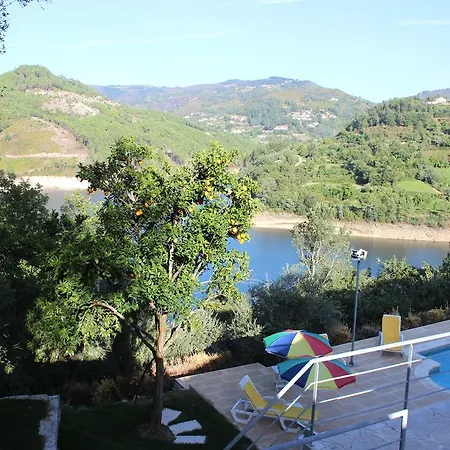 Casa de hóspedes Sebastiao Da Barca House